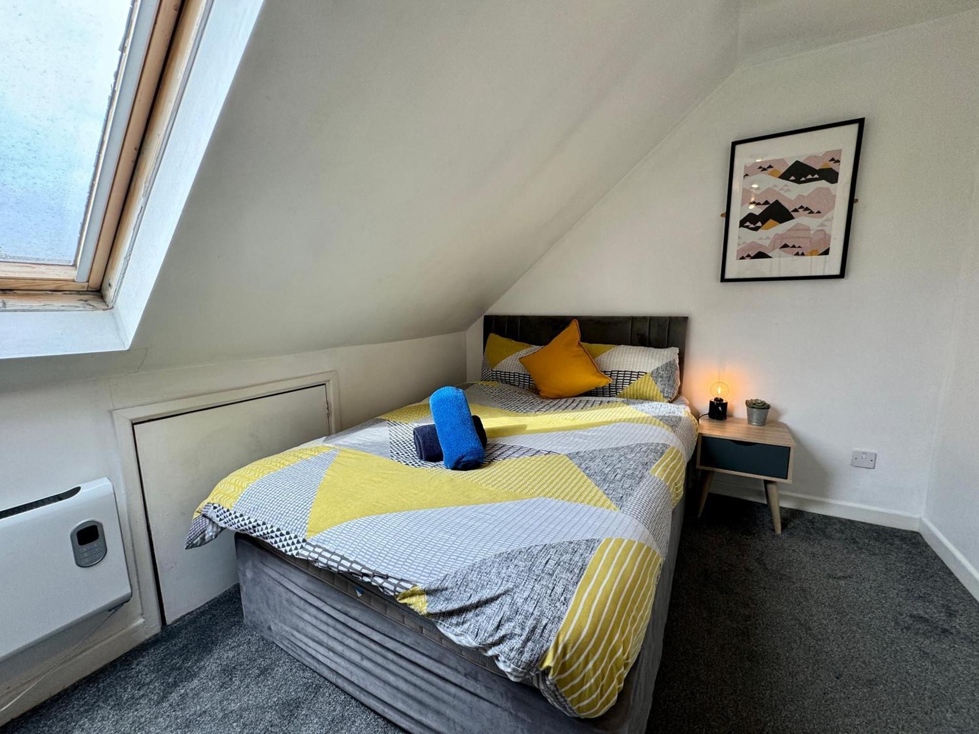 Space For Groups, 10 Mins From Queen St! Cardiff Extérieur photo